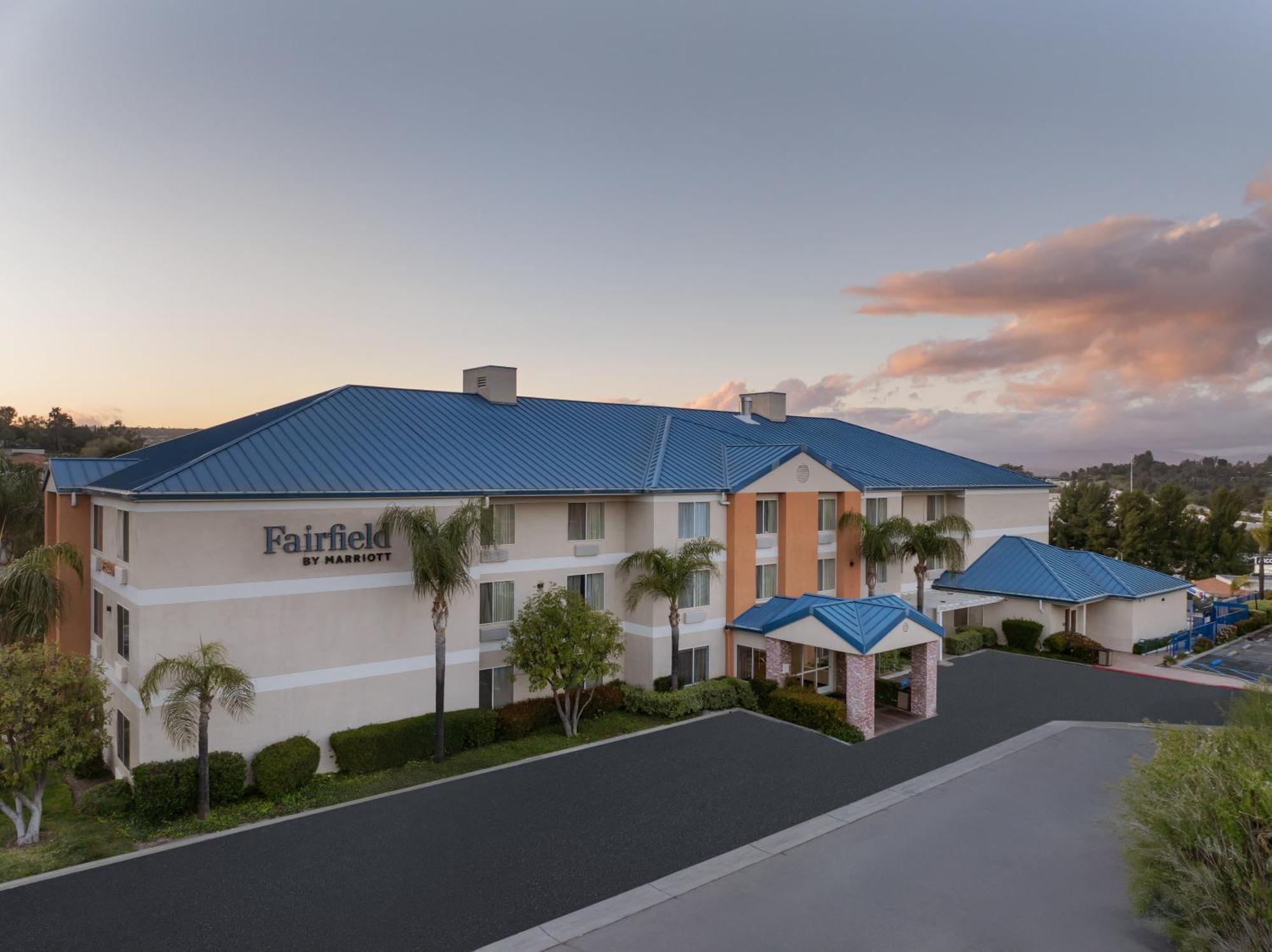 Fairfield Inn By Marriott Santa Clarita Valencia Exterior photo